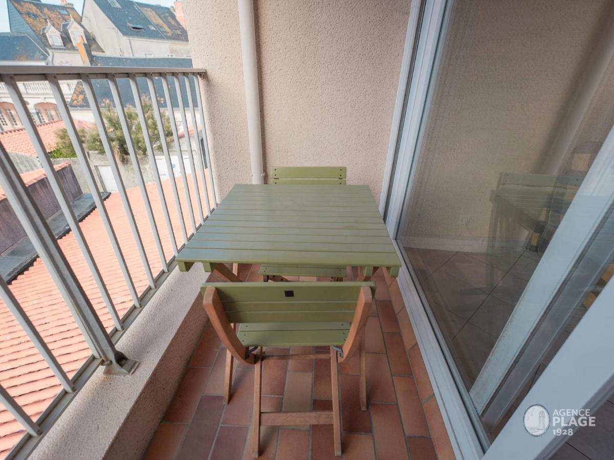 Appartement Plage Et Commerces, Balcon, Tout Confort - Fr-1-197-547 Les Sables-d'Olonne Exterior photo