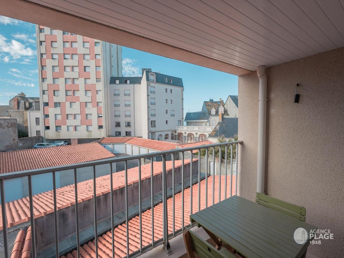 Appartement Plage Et Commerces, Balcon, Tout Confort - Fr-1-197-547 Les Sables-d'Olonne Exterior photo